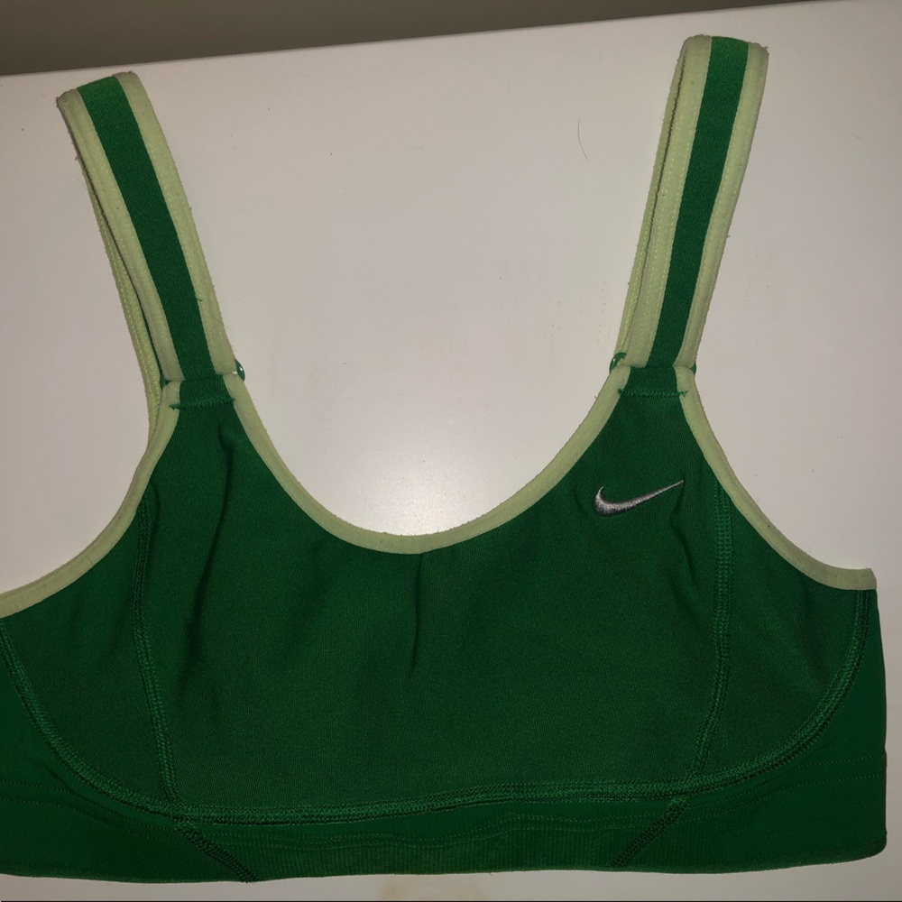 XS Green Nike Athletic Sports Bra with light lime green lining on bottom